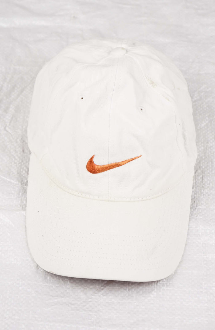 VINTAGE NIKE HAT