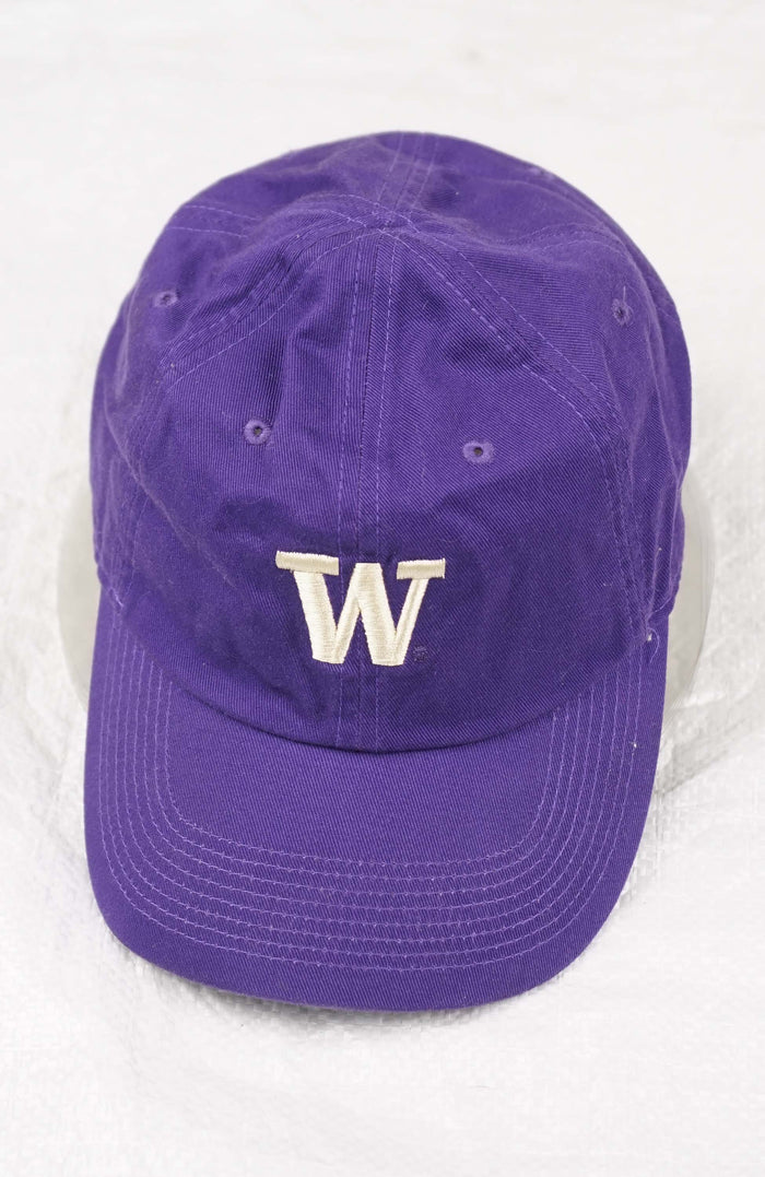 VINTAGE NIKE HAT