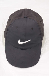 VINTAGE NIKE HAT
