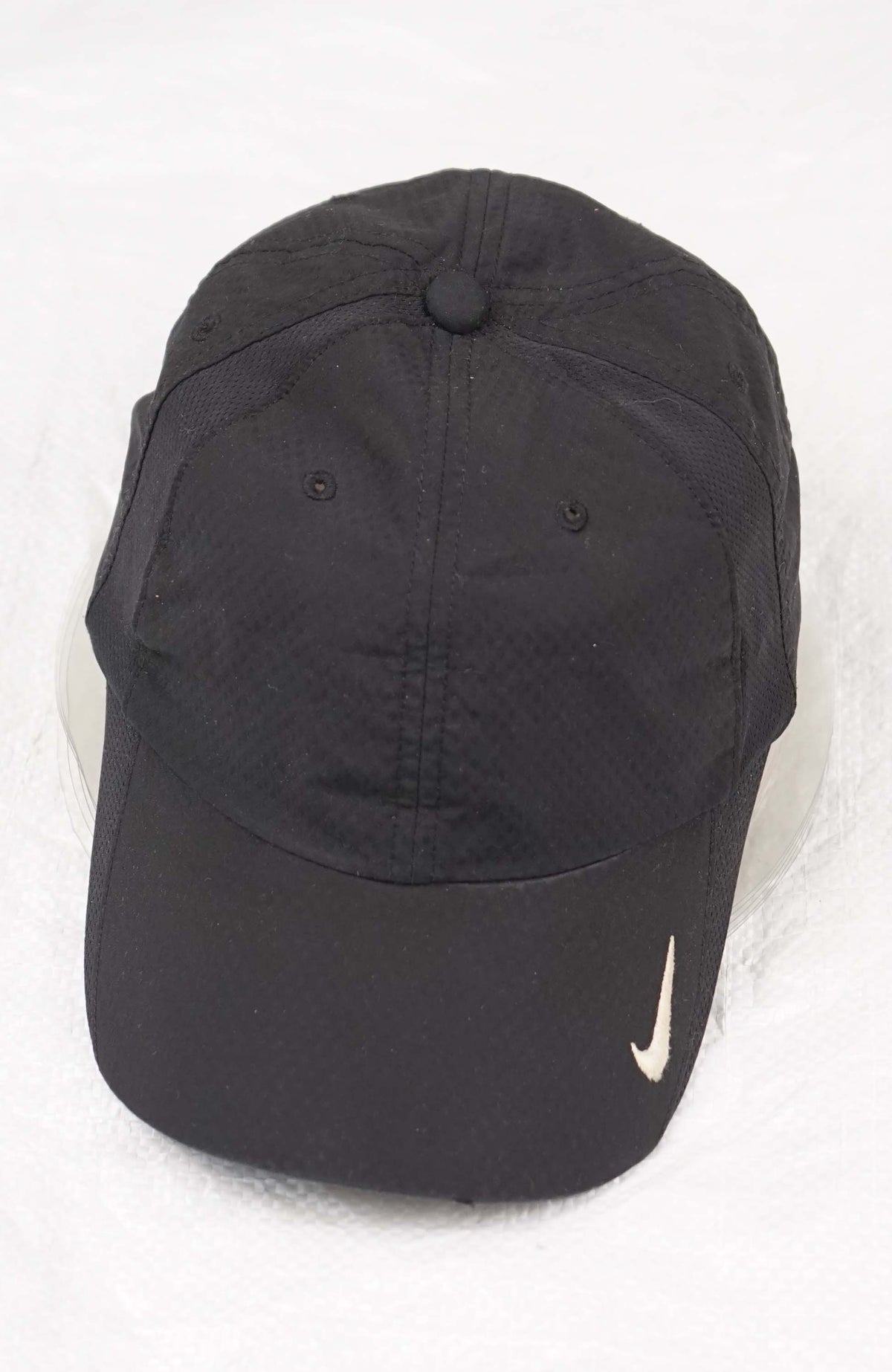 VINTAGE NIKE GOLF HAT