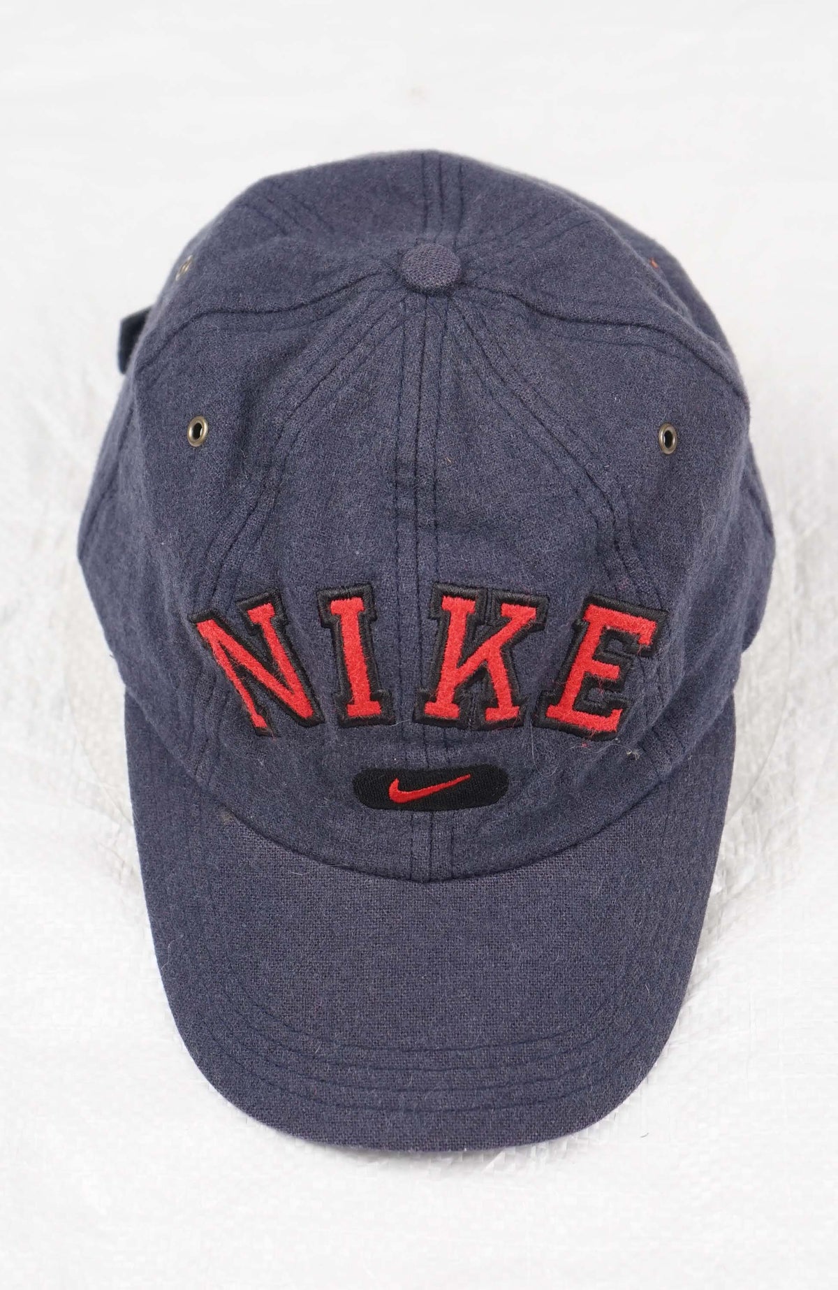 VINTAGE NIKE HAT