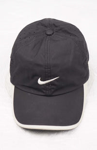 VINTAGE NIKE HAT