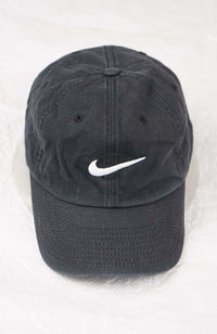 VINTAGE NIKE HAT