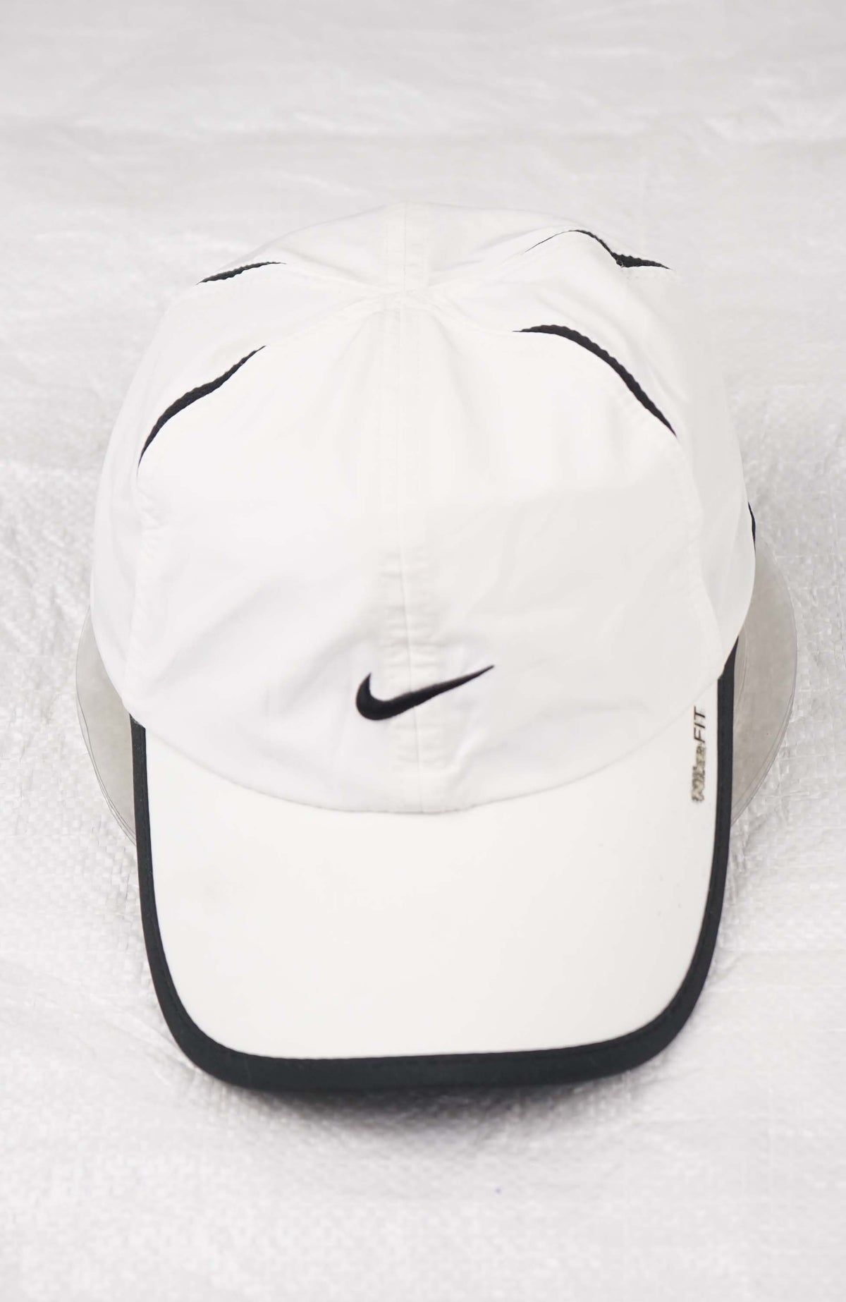 VINTAGE NIKE HAT