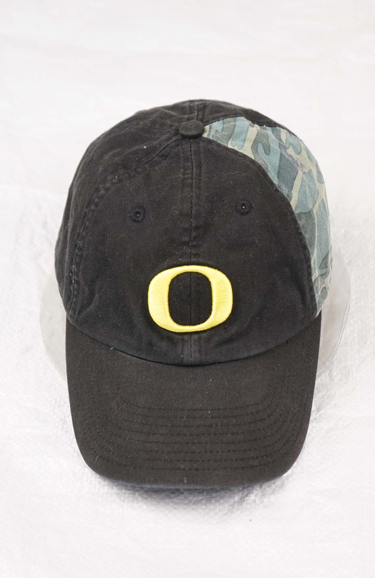 VINTAGE NIKE OREGON HAT