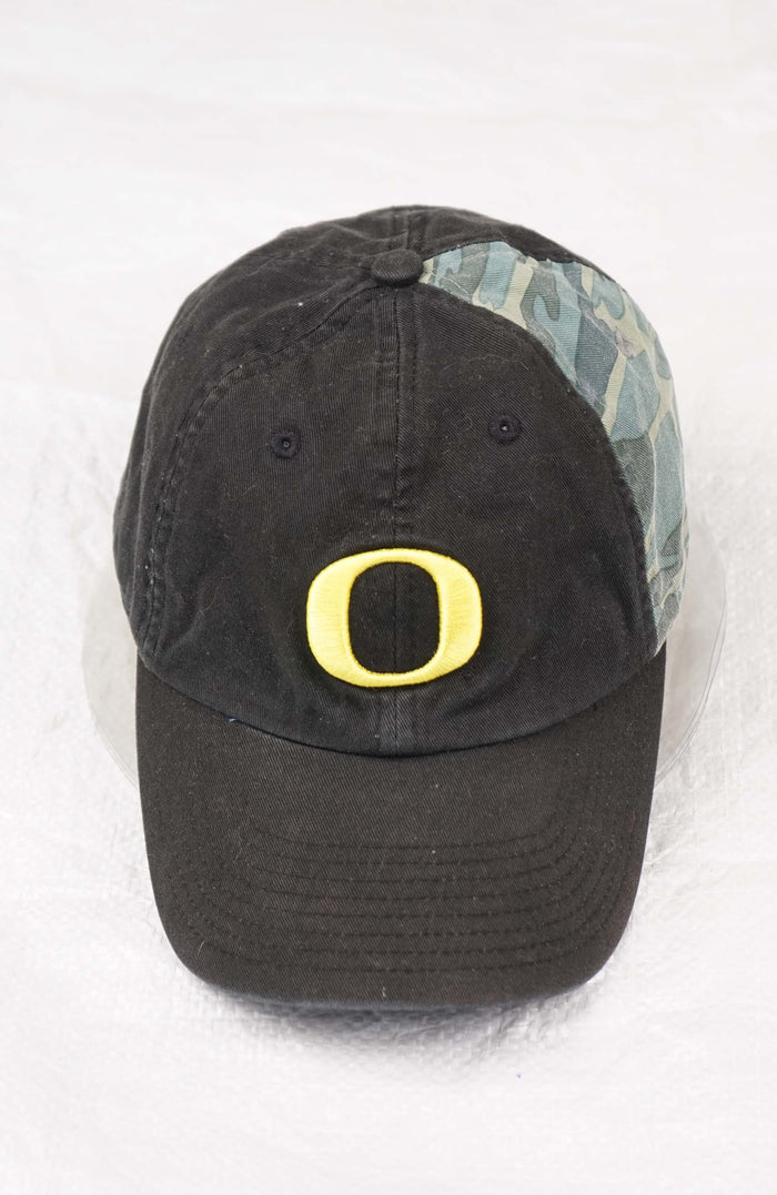 VINTAGE NIKE OREGON HAT