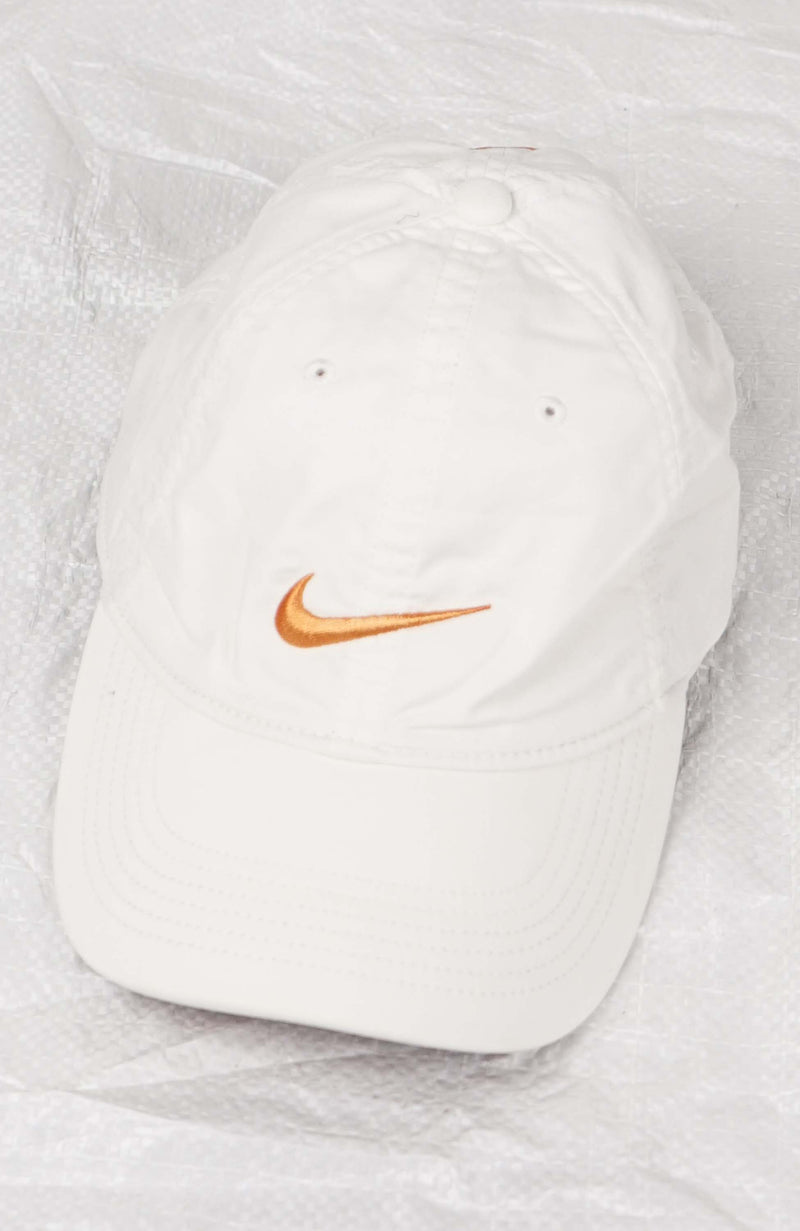 VINTAGE NIKE HAT