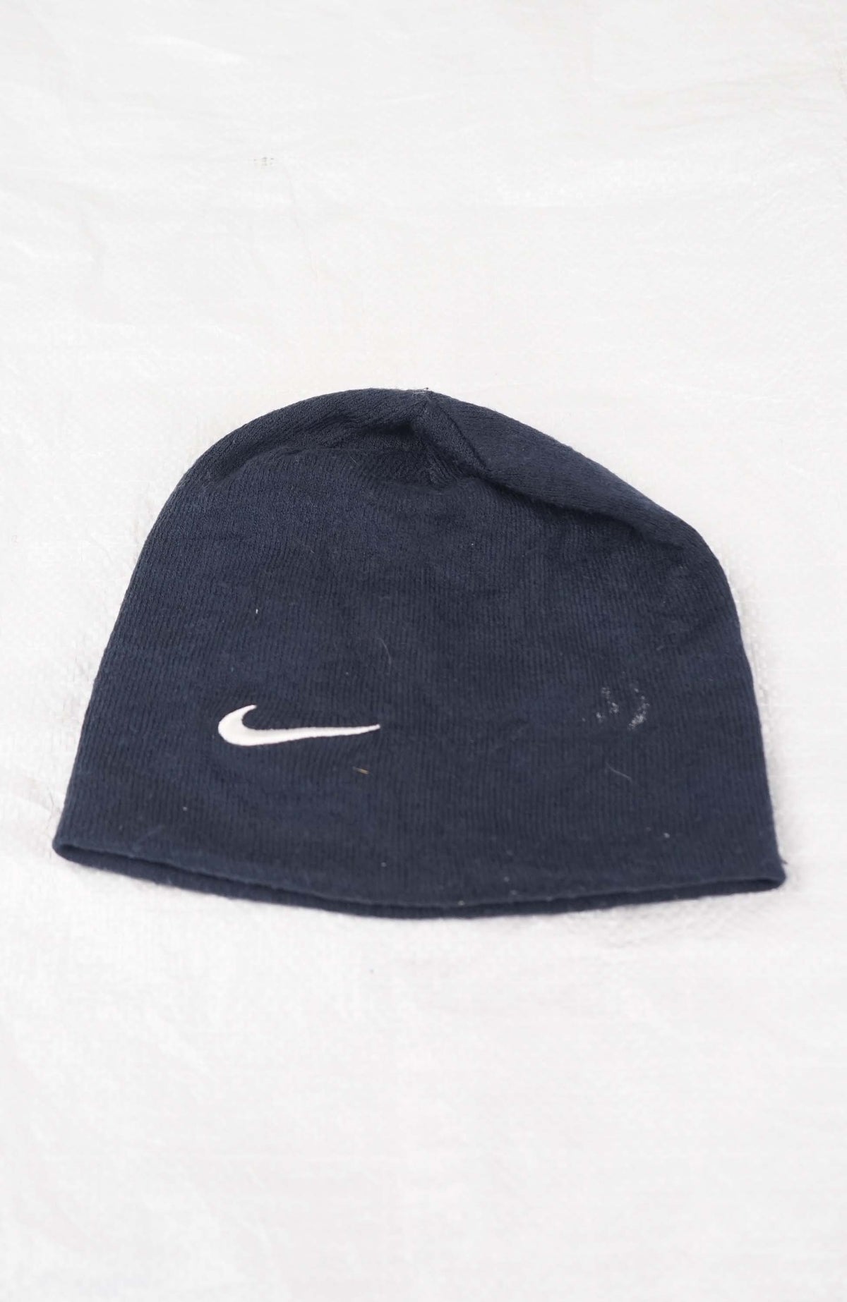 VINTAGE NIKE SKULL BEANIE