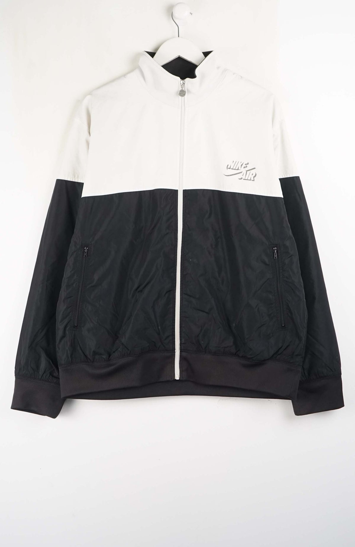 VINTAGE NIKE WINDBREAKER (L)