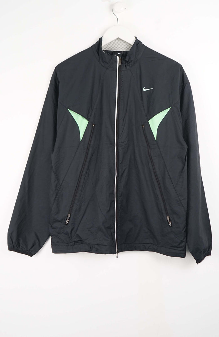VINTAGE NIKE WINDBREAKER (M)