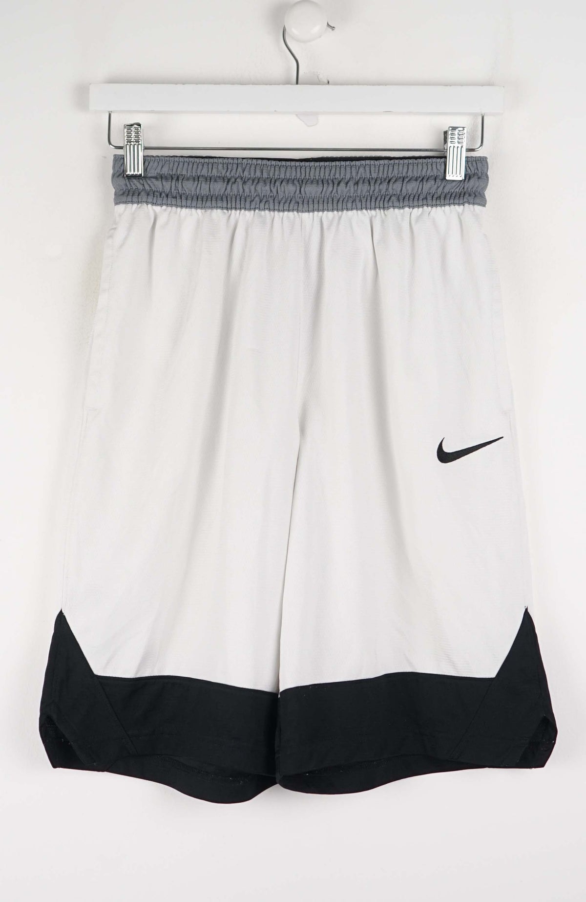 VINTAGE NIKE JERSEY SHORTS W24