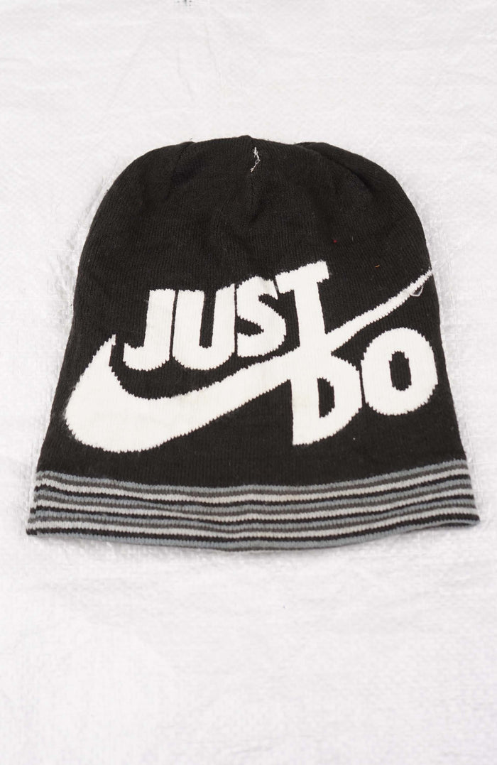 VINTAGE NIKE JUST DO IT BEANIE