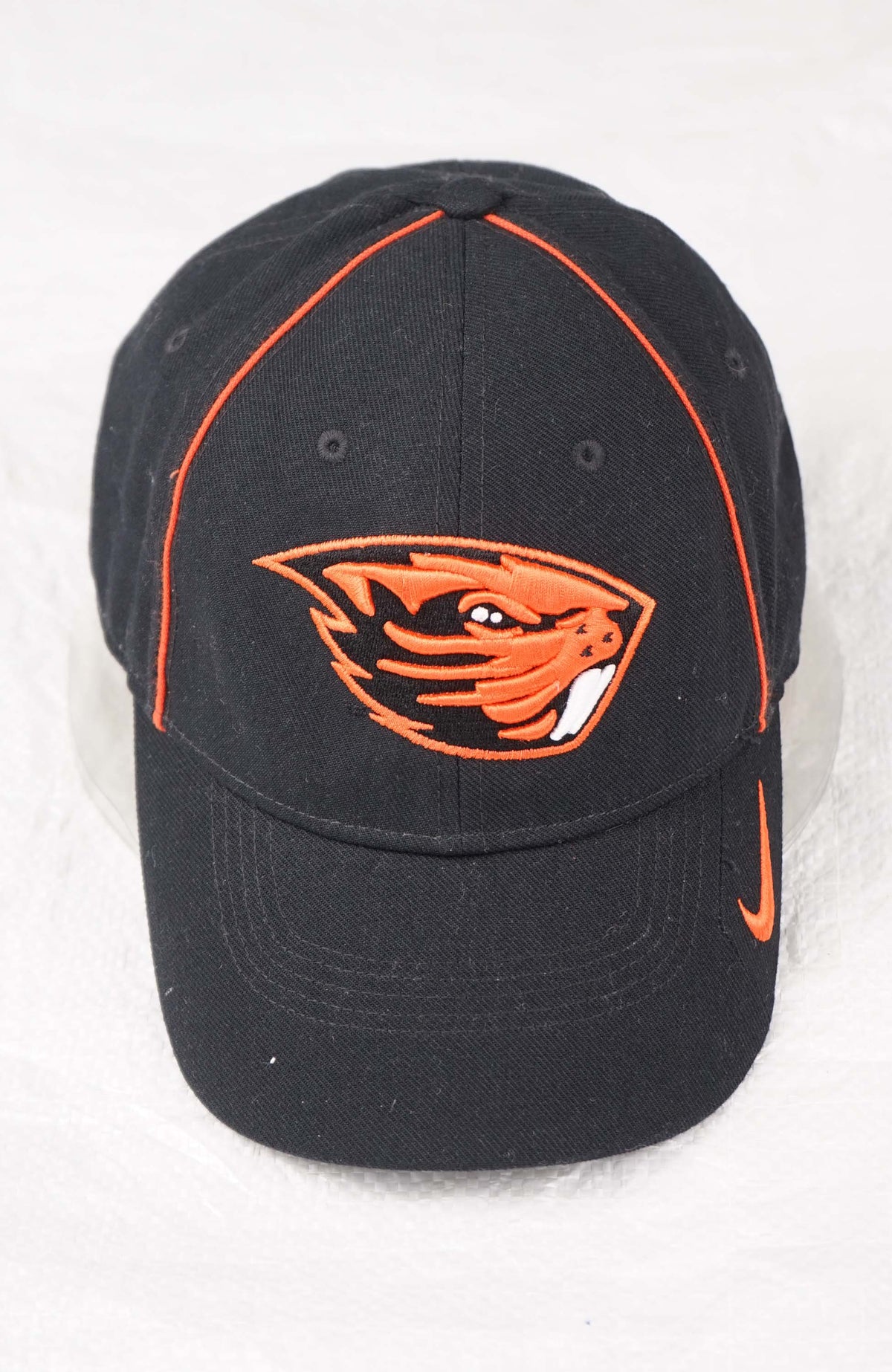 VINTAGE NIKE OREGON STATE HAT