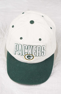 VINTAGE NIKE PACKERS HAT