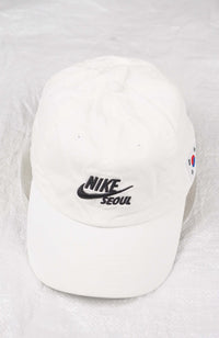 VINTAGE NIKE SEOUL HAT