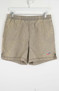 VINTAGE NIKE SHORTS W32