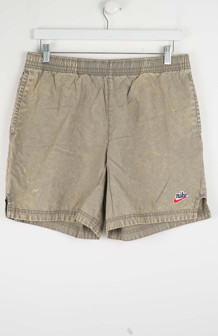 VINTAGE NIKE SHORTS W32