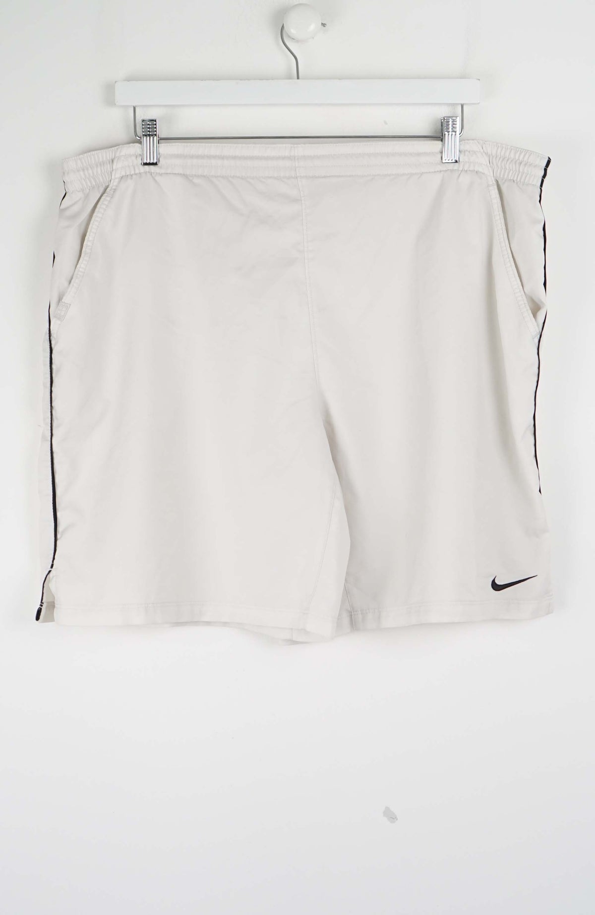 VINTAGE NIKE SHORTS W36
