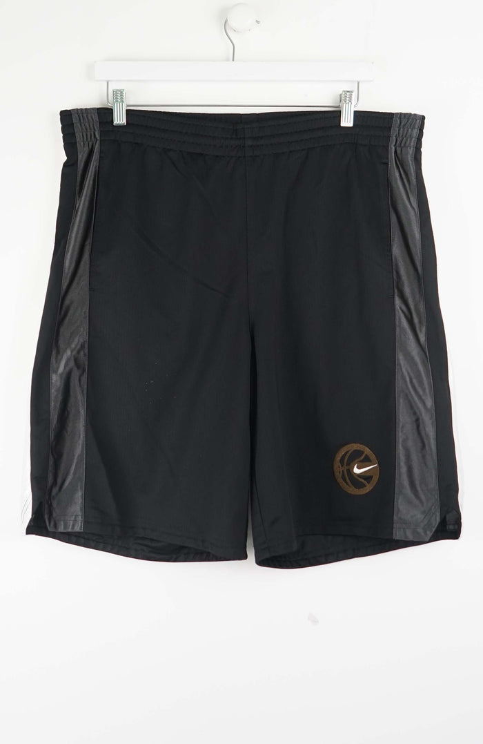 VINTAGE NIKE SHORTS W38