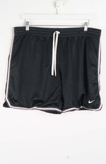 VINTAGE NIKE SHORTS W40