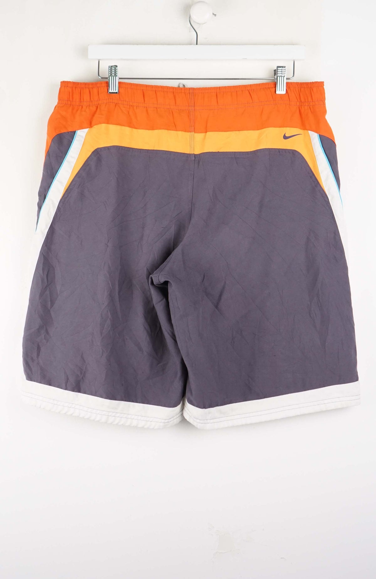 VINTAGE NIKE BOARD SHORTS W38