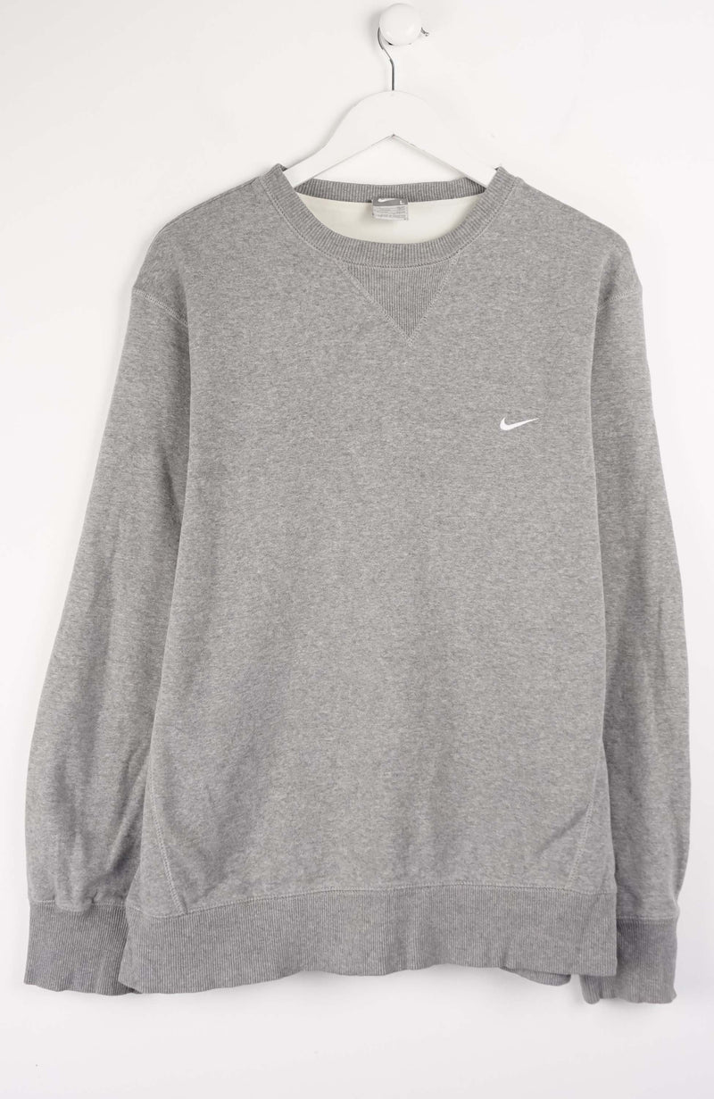 VINTAGE NIKE SWEATER (L)