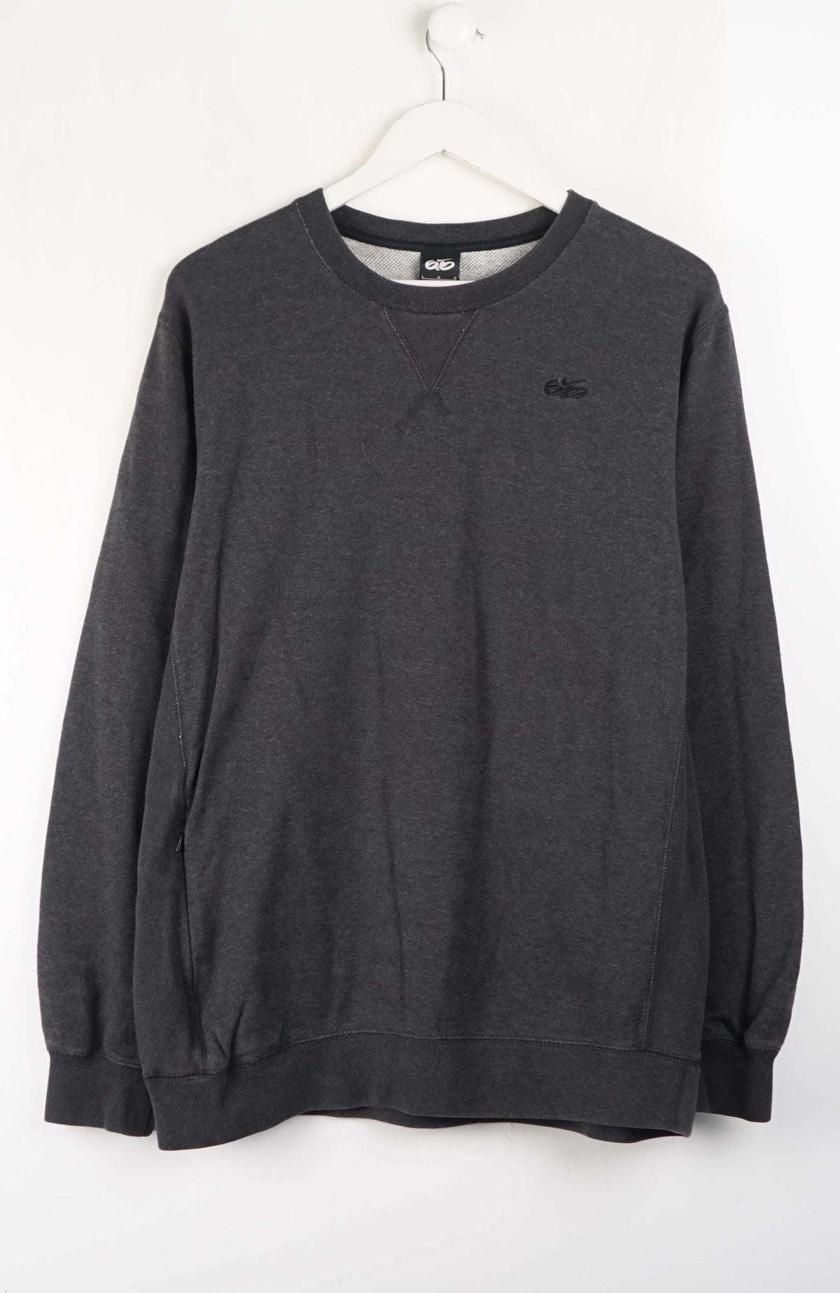 VINTAGE NIKE SWEATER (L)