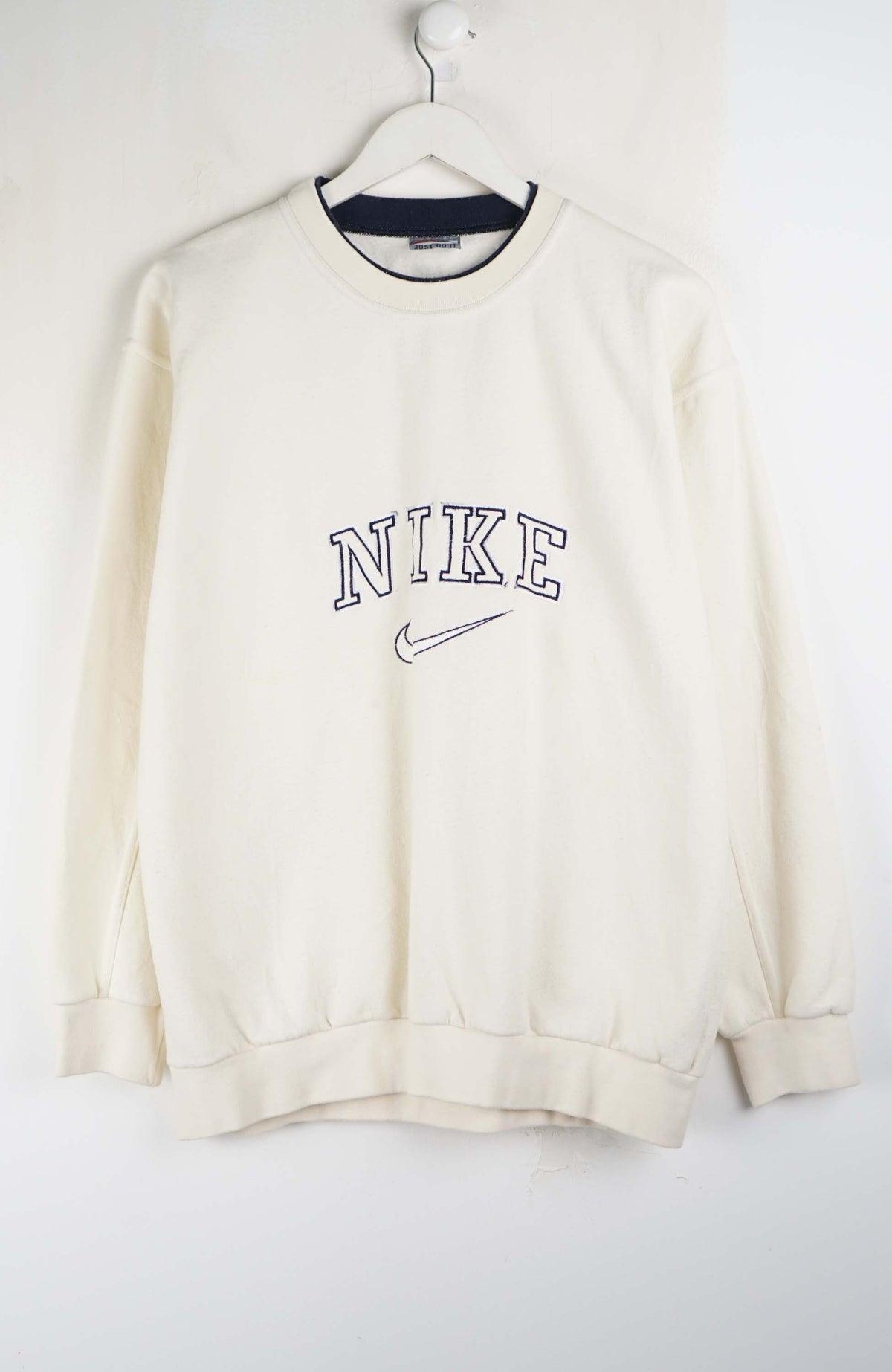 VINTAGE NIKE SWEATER (L)