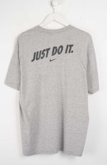 VINTAGE NIKE T-SHIRT (L)