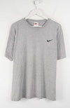 VINTAGE NIKE T-SHIRT (L)