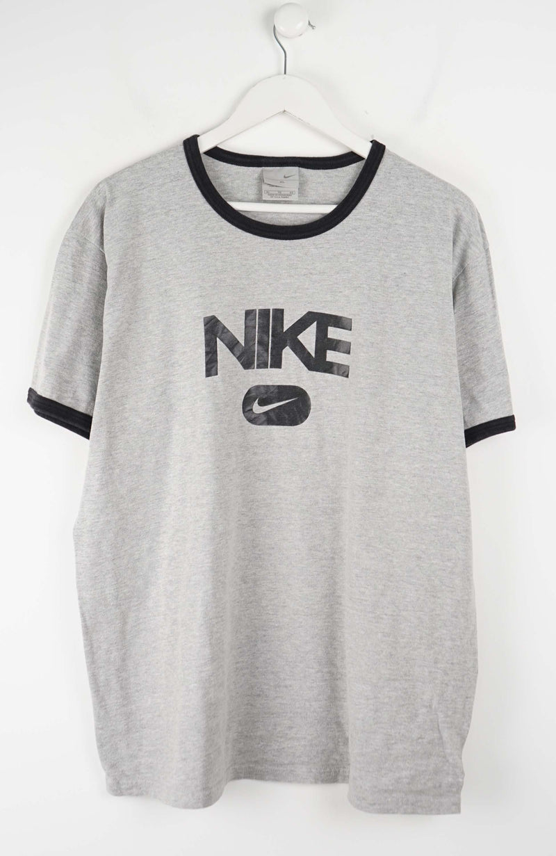 VINTAGE NIKE T-SHIRT (L)