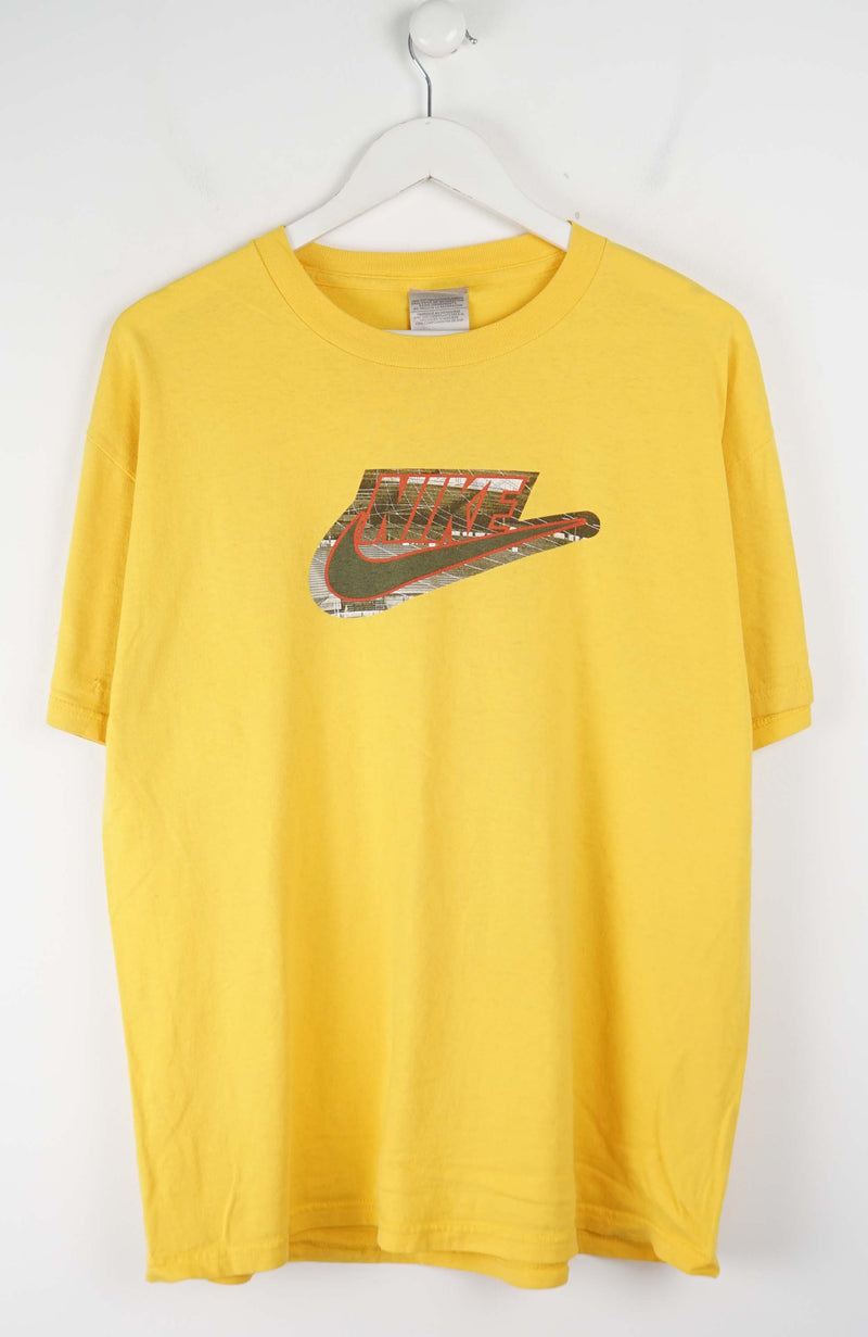 VINTAGE NIKE T-SHIRT (L)