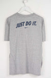 VINTAGE NIKE T-SHIRT (L)