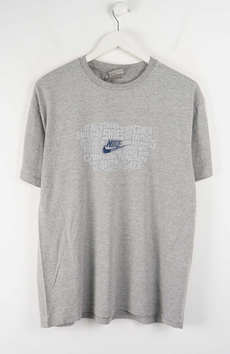 VINTAGE NIKE T-SHIRT (M)