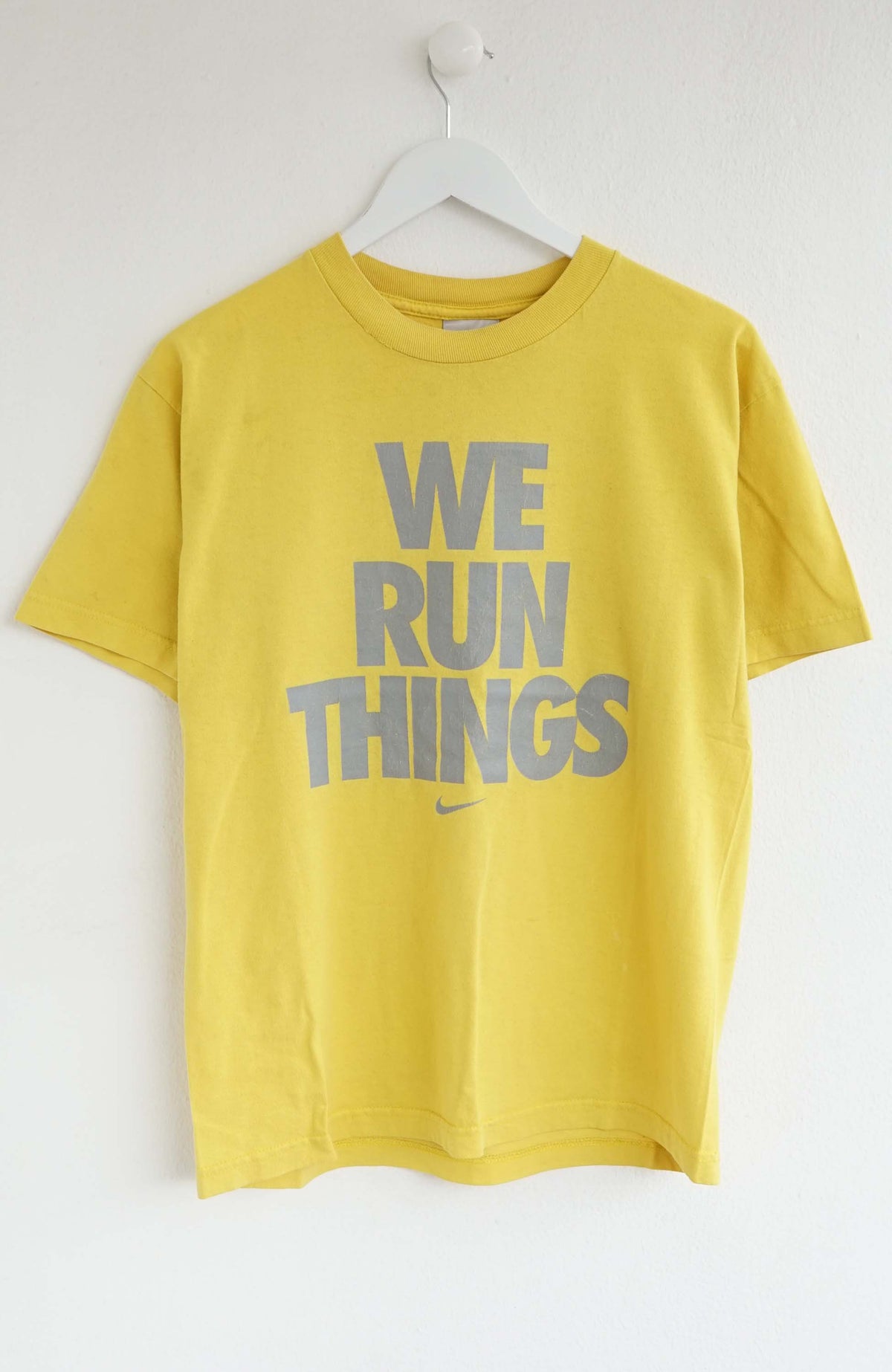 VINTAGE NIKE T-SHIRT (S)