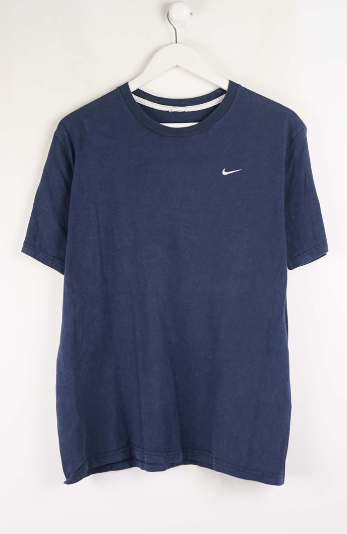 VINTAGE NIKE T-SHIRT (M)