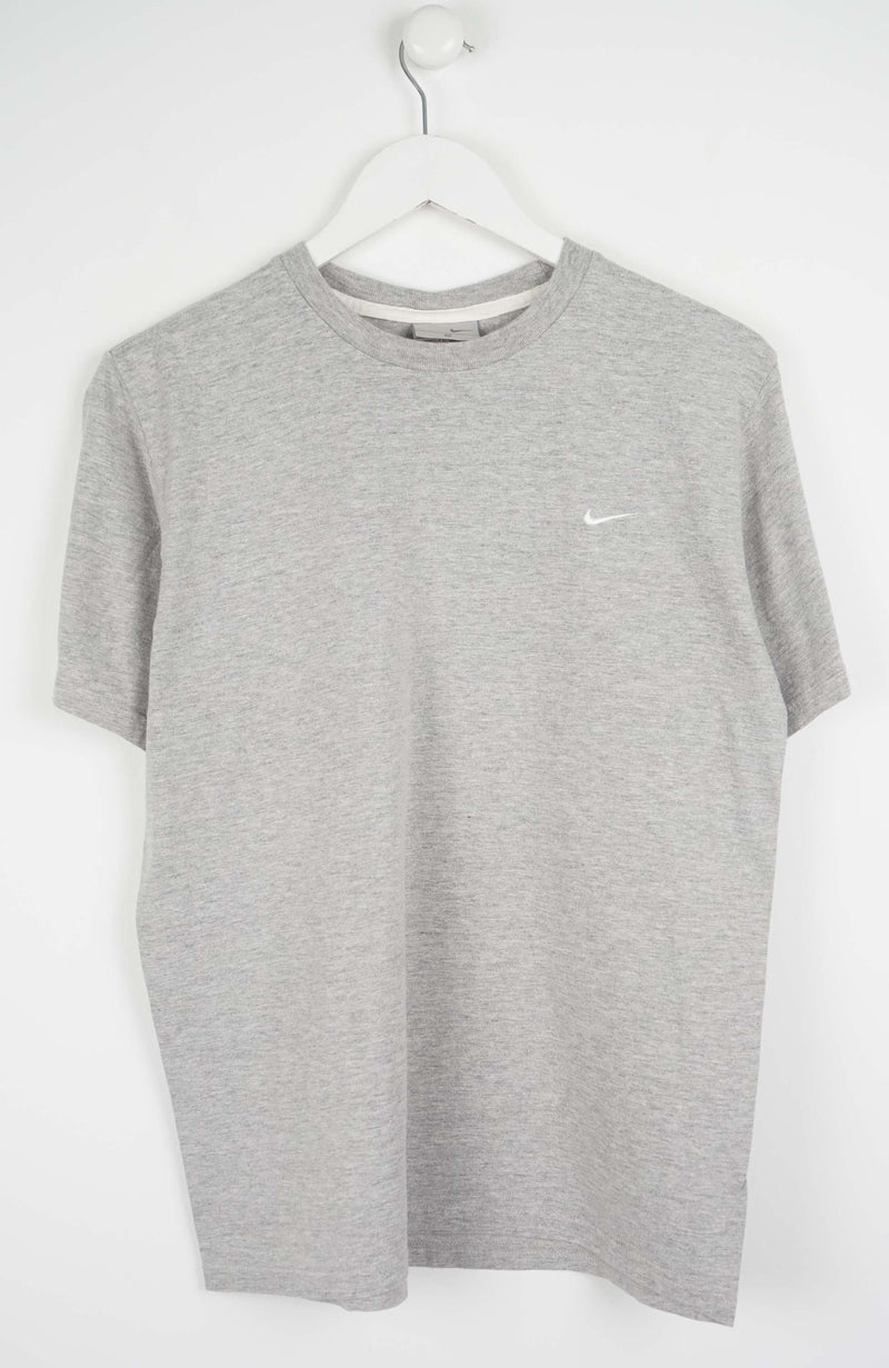 VINTAGE NIKE T-SHIRT (S)