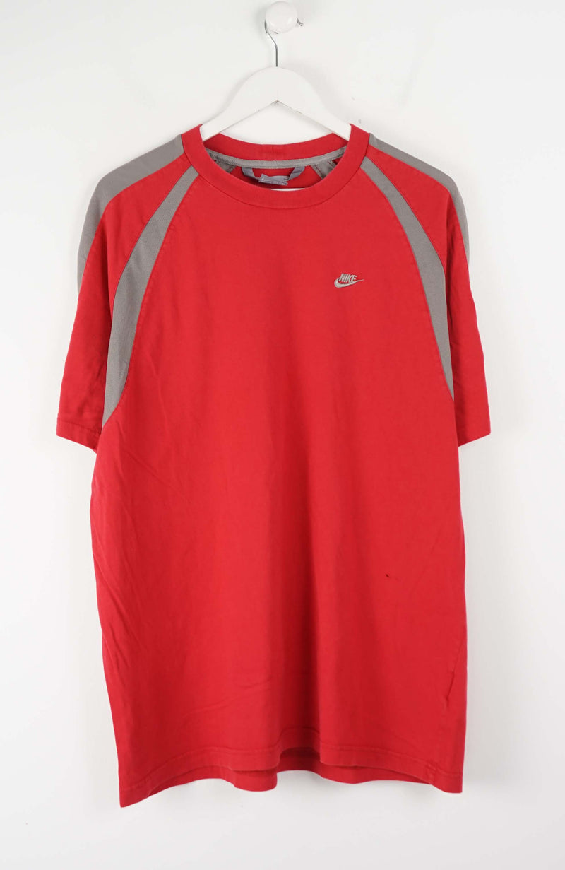 VINTAGE NIKE T-SHIRT (XL)