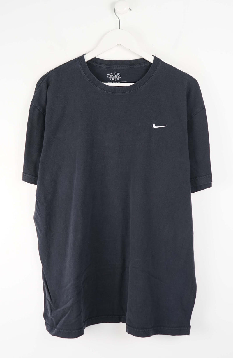 VINTAGE NIKE T-SHIRT (XL)