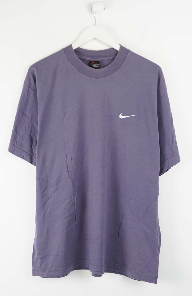 VINTAGE NIKE T-SHIRT (L)