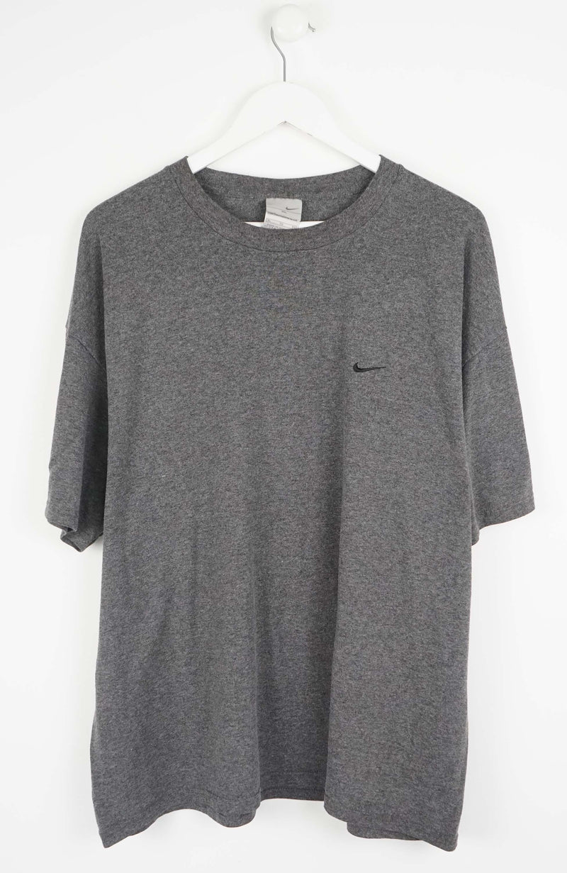 VINTAGE NIKE T-SHIRT (XL)