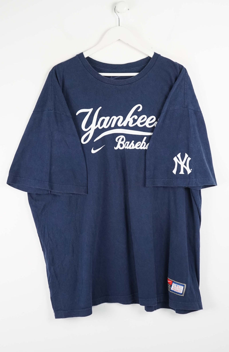 VINTAGE NIKE NEW YORK YANKEES T-SHIRT (XXL)