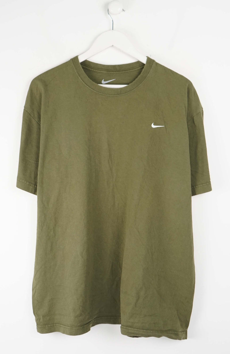 VINTAGE NIKE T-SHIRT (XXL)