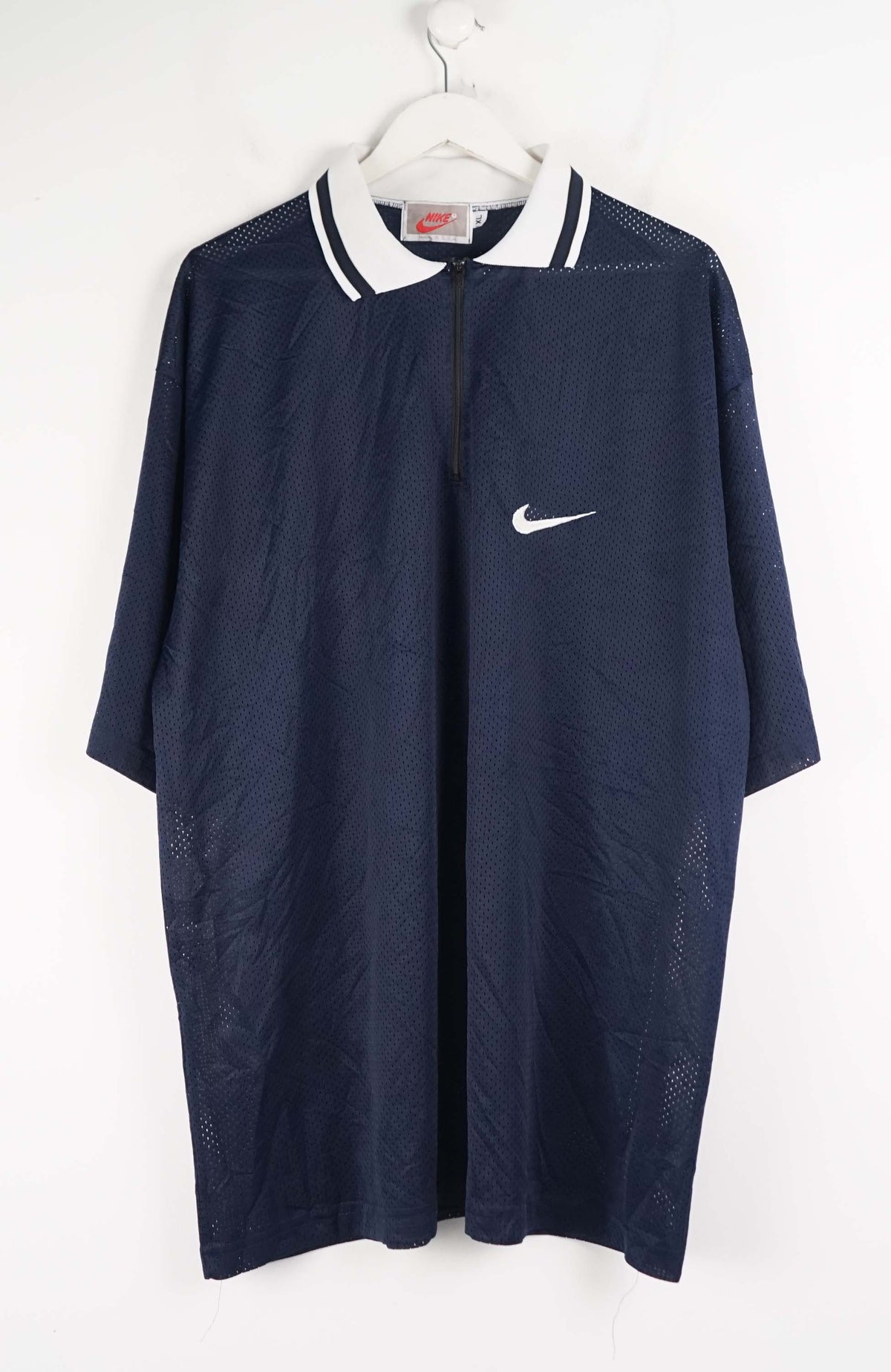 VINTAGE NIKE T-SHIRT (XXL)