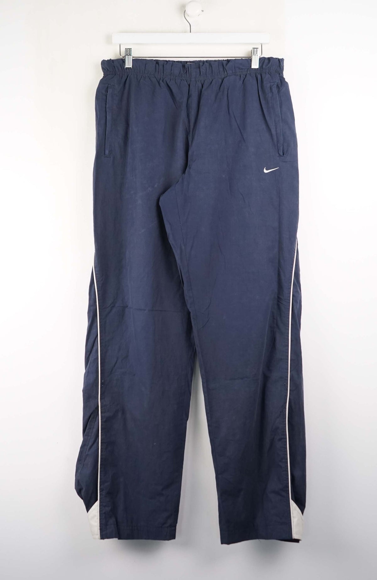 VINTAGE NIKE TRACK PANTS (L)