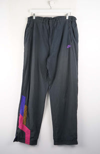 VINTAGE NIKE TRACK PANTS (L)