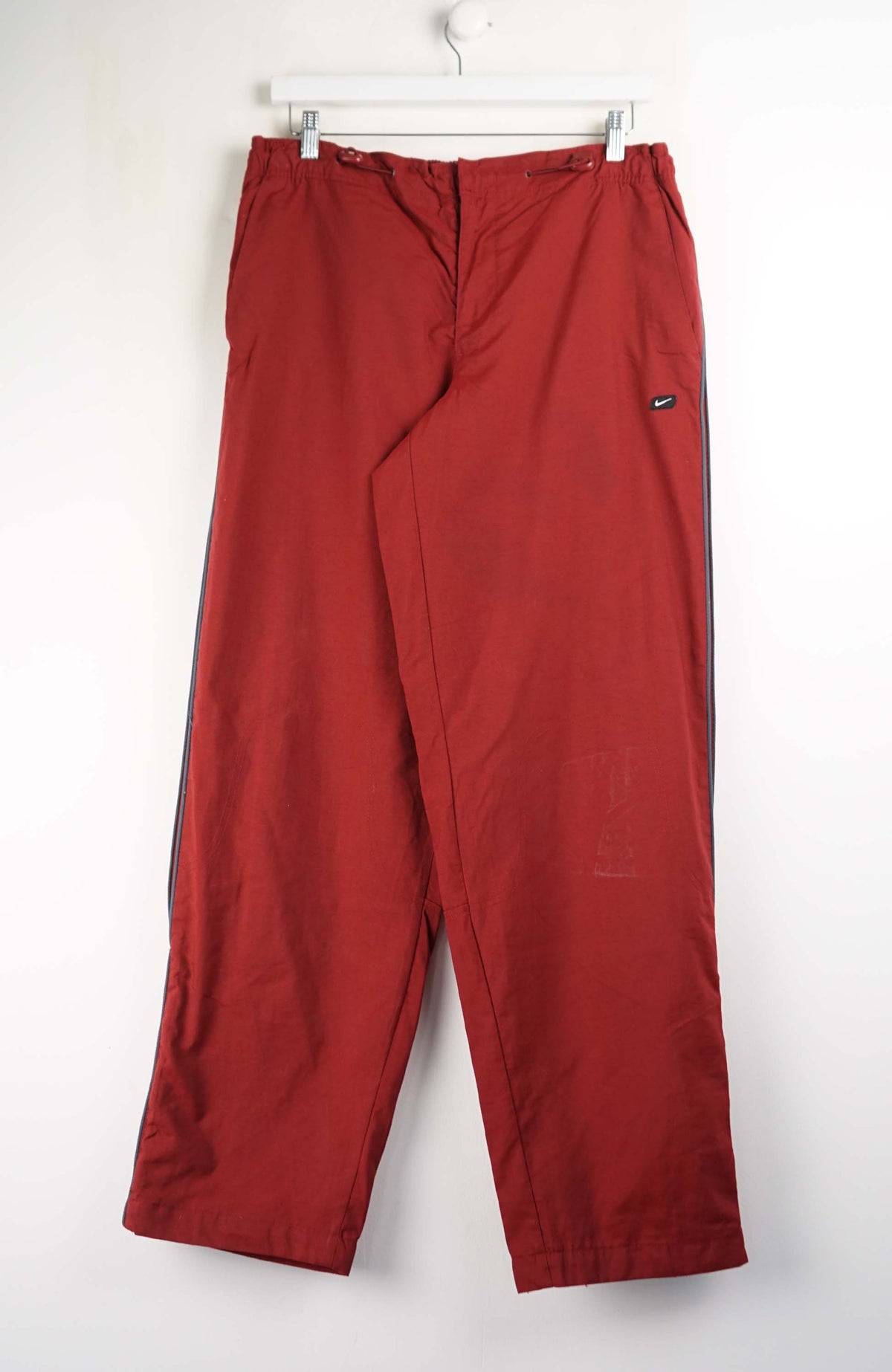 VINTAGE NIKE TRACK PANTS (M)