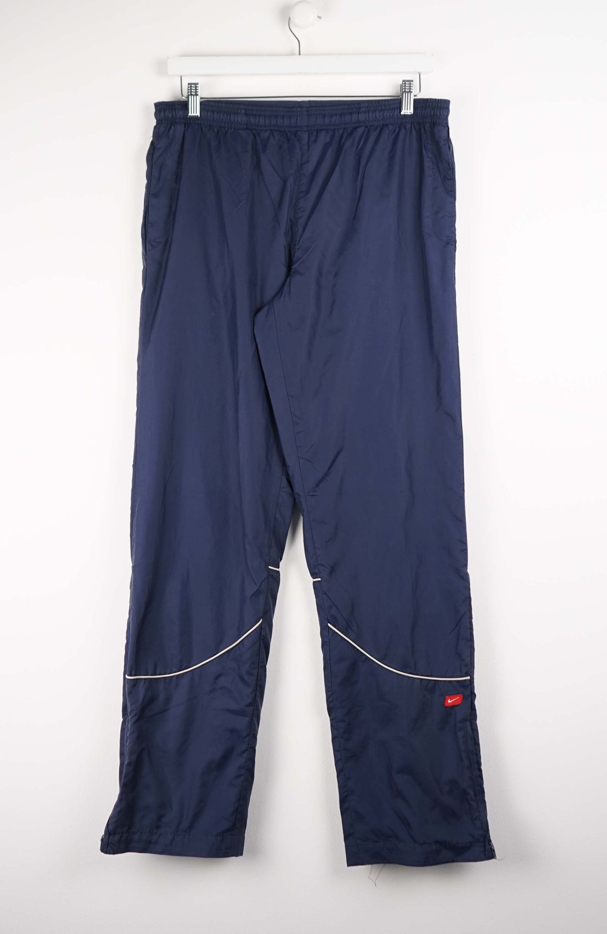 VINTAGE NIKE TRACK PANTS (M)