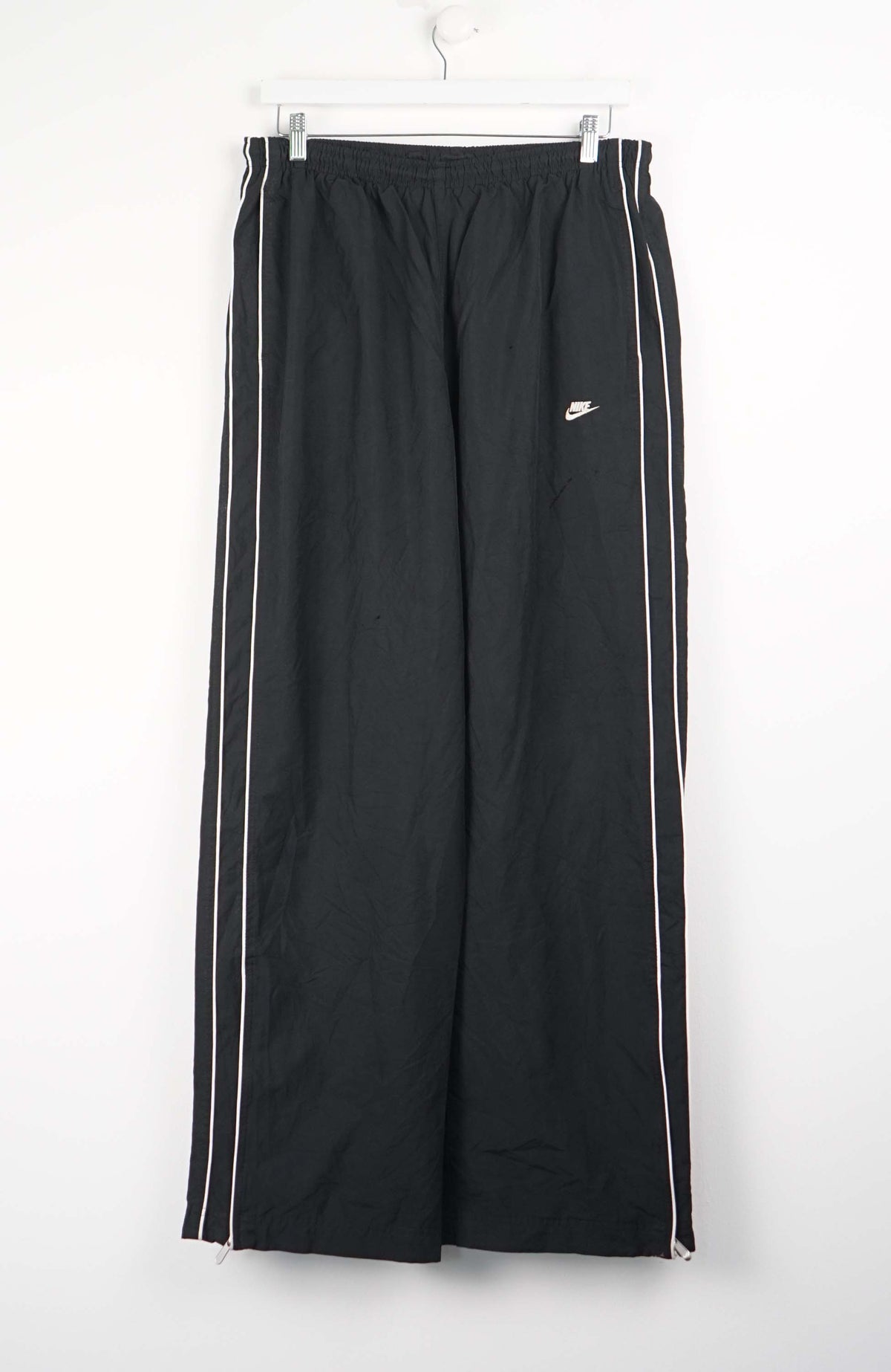 VINTAGE NIKE TRACK PANTS (M)