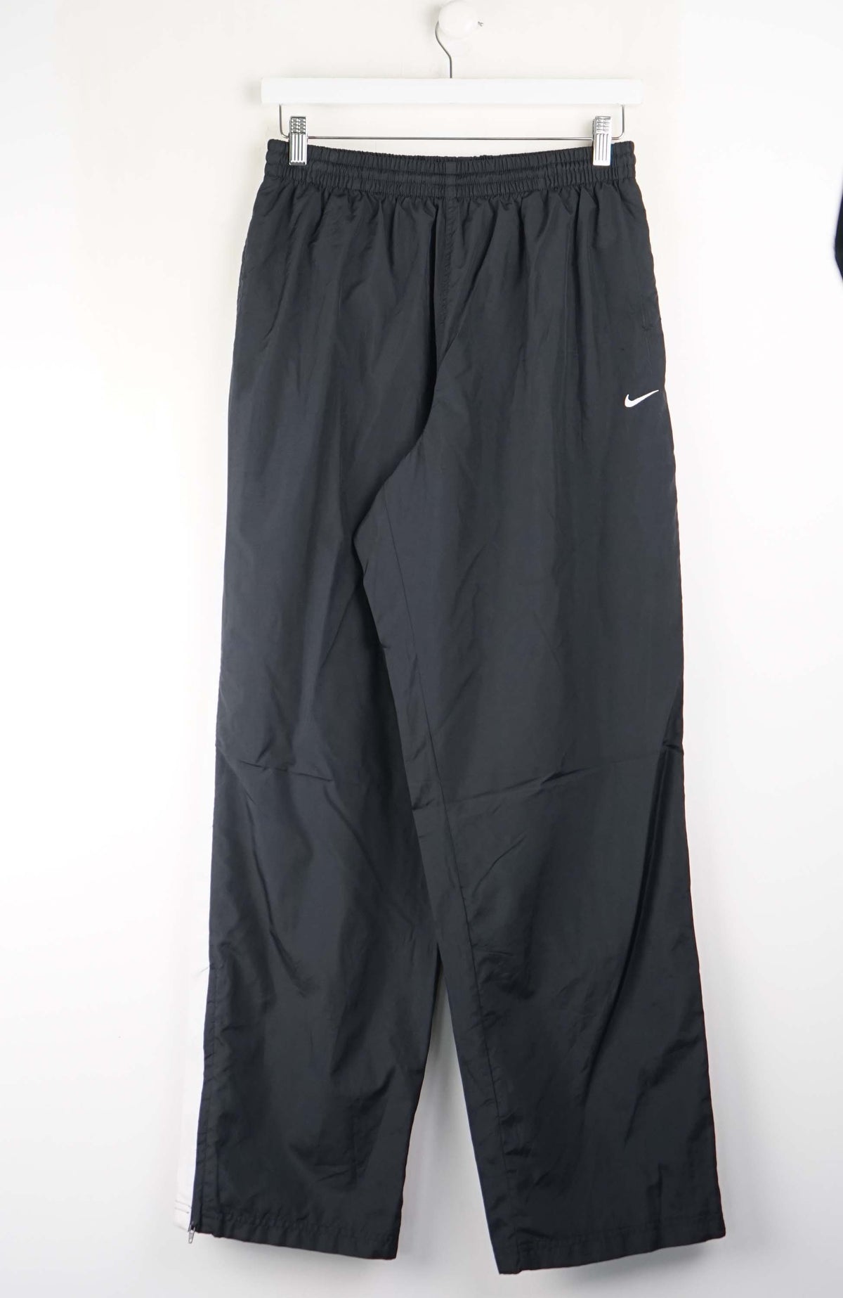 VINTAGE NIKE TRACK PANTS (S)